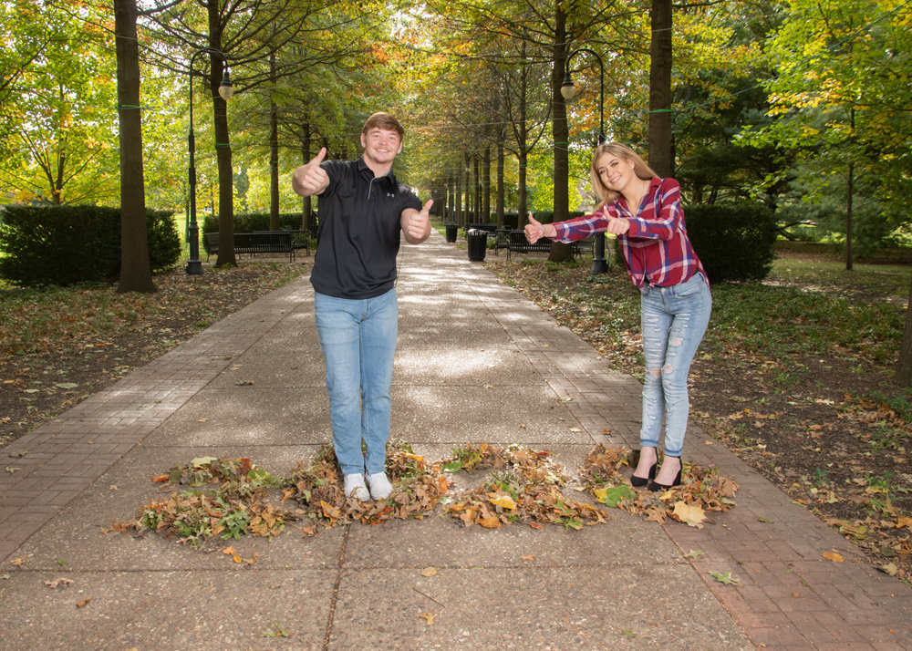 Clinton Iowa Senior Pictures, Pix Along The Way, Greg, Prince of Peace