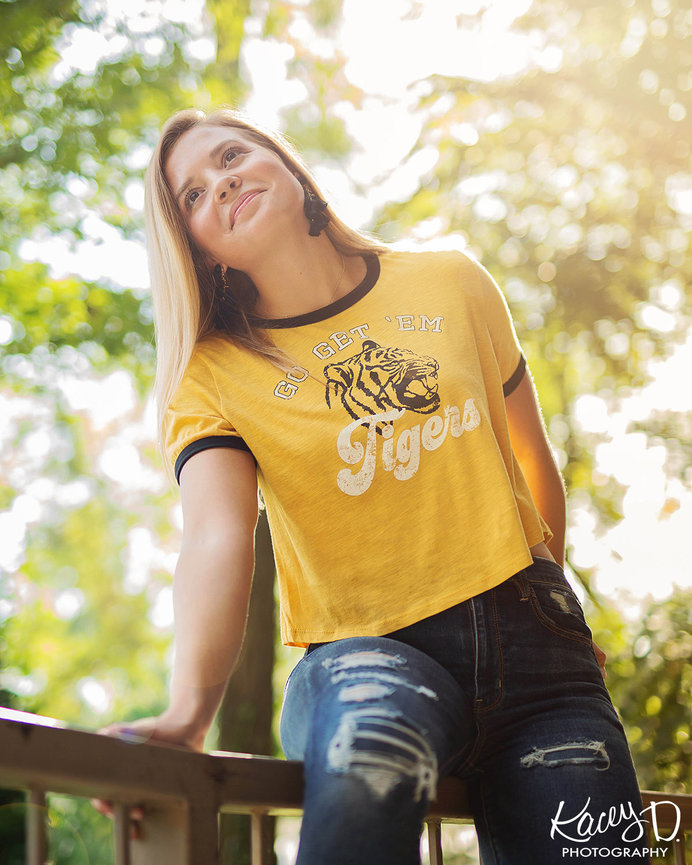 Senior Session Scheduling: Navigating the Seasons for the Perfect Photoshoot