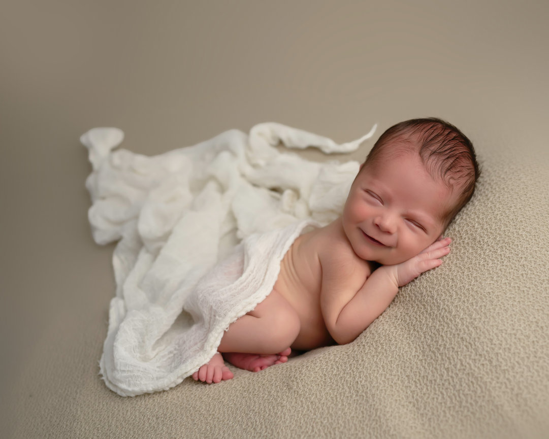 When Should You Schedule Your Maternity Photos on Long Island?