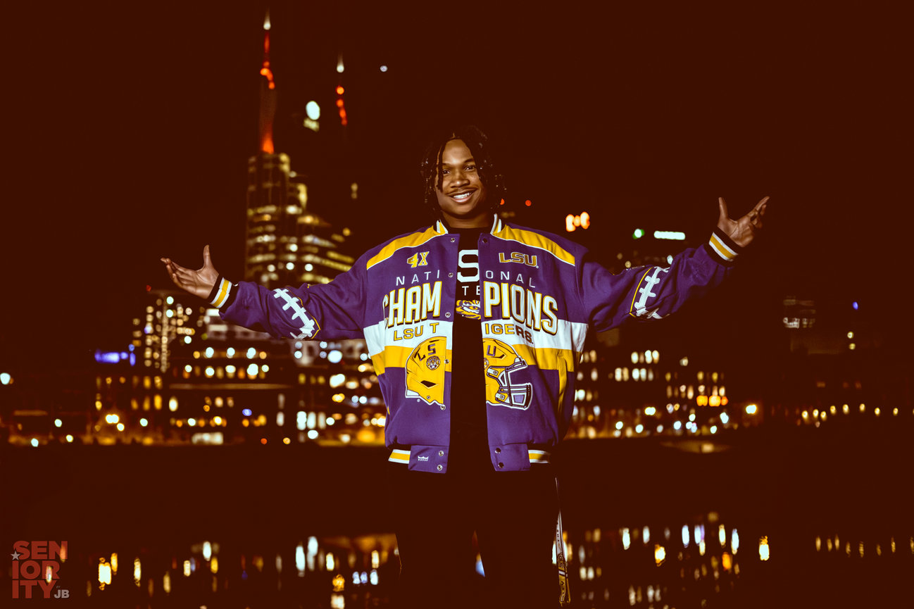 The Iconic Athlete Senior Picture Session- Downtown Nashville