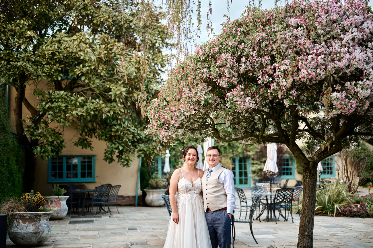 Gaynes Park Summer Wedding - Harriet & Ed