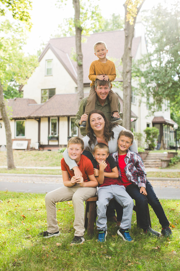 Mamma With Child & full house