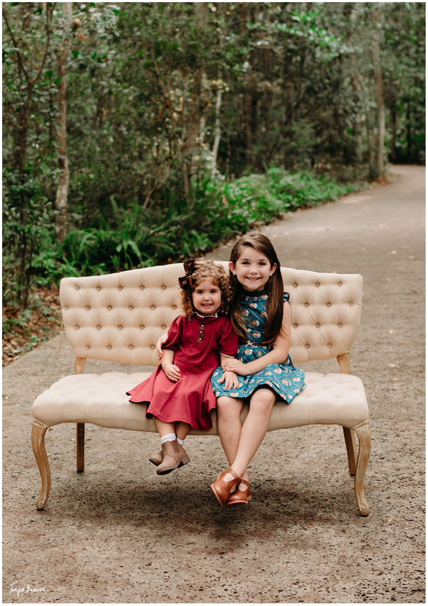 Vintage car couples shoot