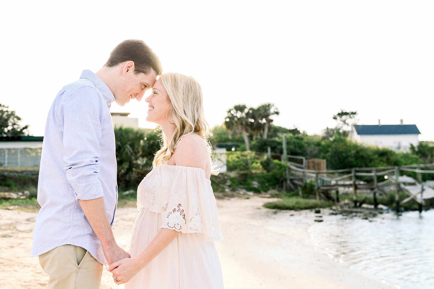 intercoastal maternity session, maternity portrait, expecting couple, Ryaphotos