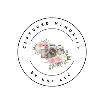 Captured Memories By Kat LLC Logo