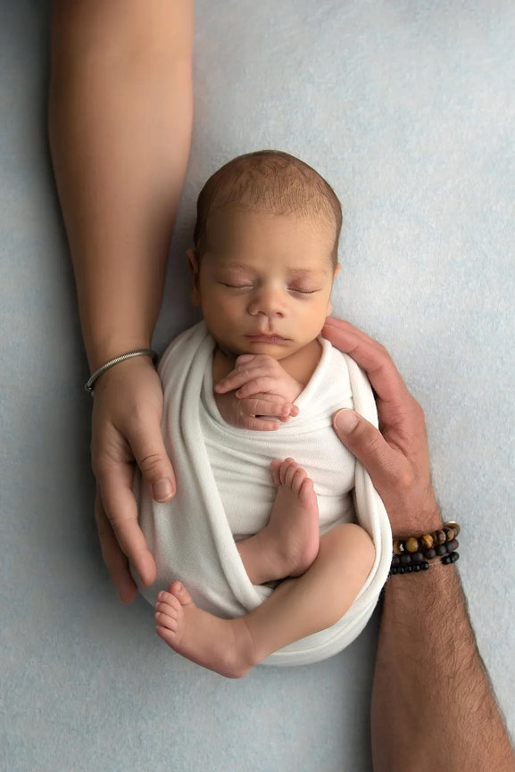 best Philadelphia newborn photographer, Philadelphia newborn portraits, newborn photography near me Philadelphia