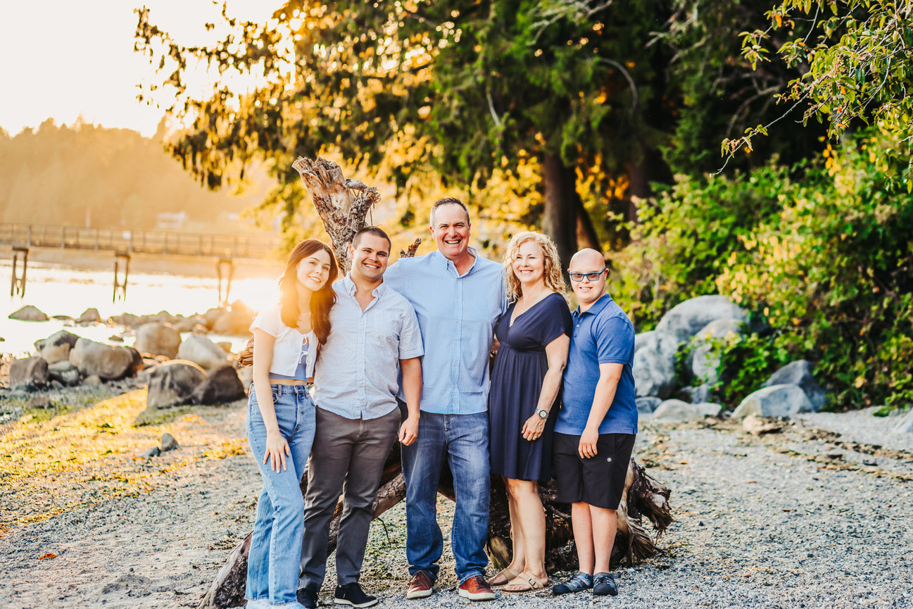 Mini shoot photography services by Wildflower Photography in North Vancouver for small businesses building a polished online presence.
