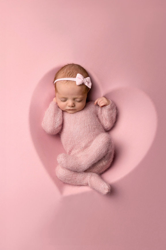 affordable newborn photographer eau claire wisconsin
