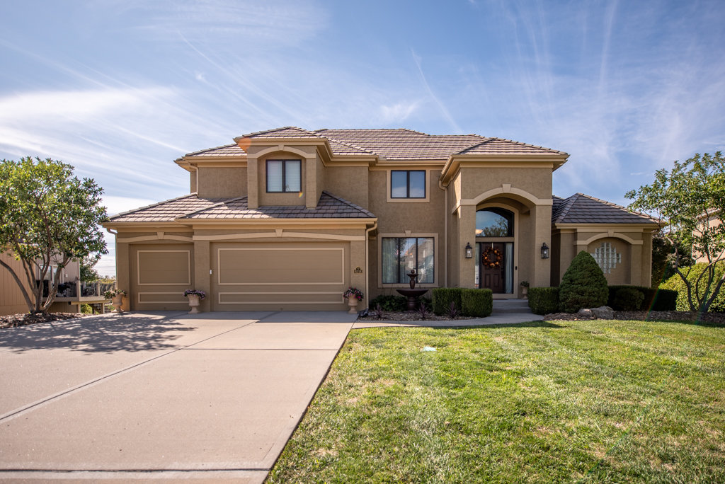 Molly Beale Real Estate Photography Kansas City Metro Area